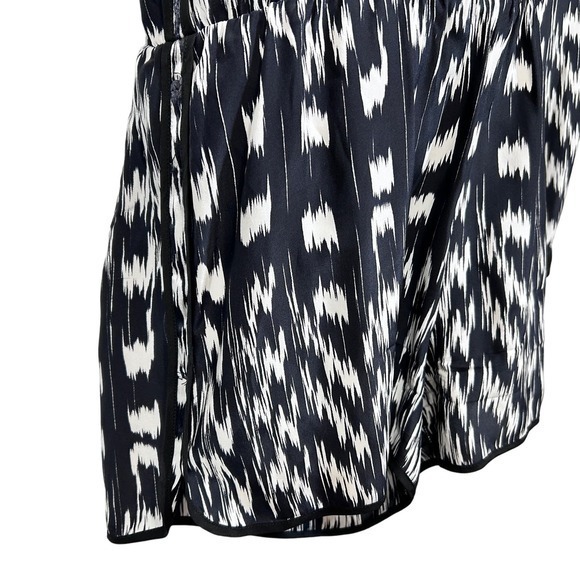 Parker Long Sleeve V Neck Shorts 100% Silk Romper Black‎ White Women Size Small - Picture 5 of 9
